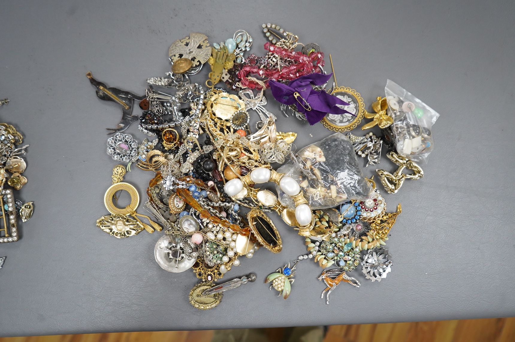 A large quantity of assorted costume jewellery.